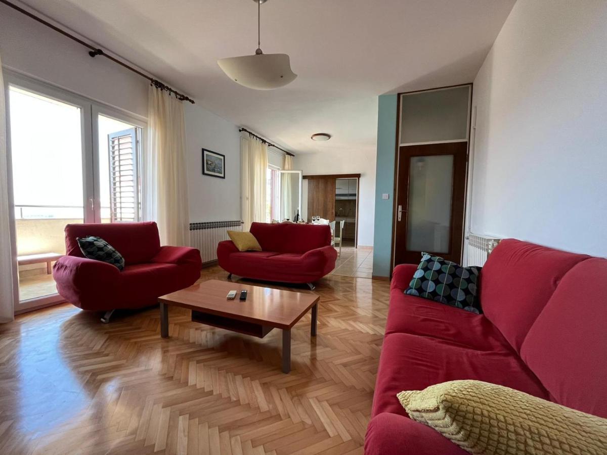 Apartment Lily Podstrana Exterior photo